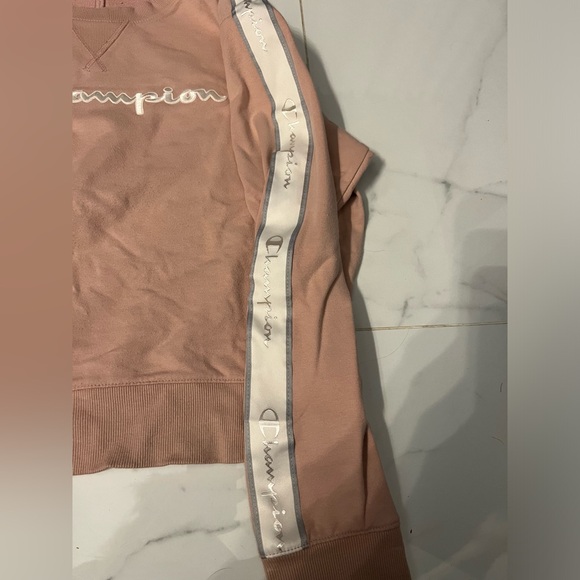 Champion  crewneck sweatshirt Small - Picture 2 of 4